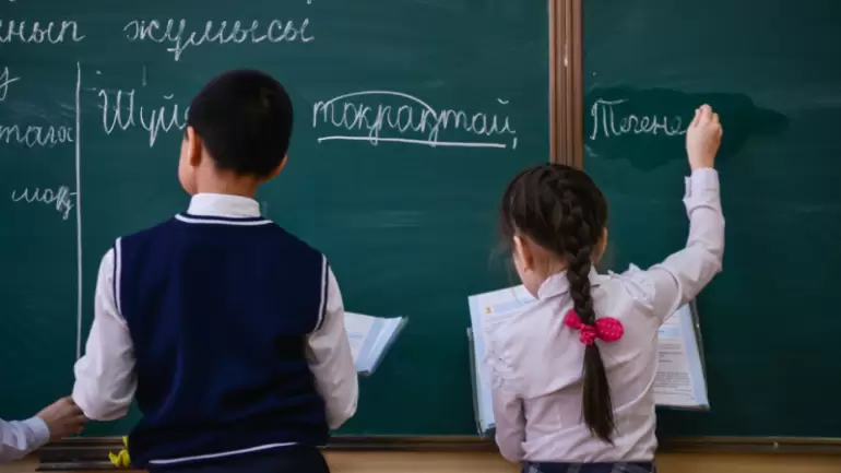 В Казахстане предоставят выбор учебной формы школьникам