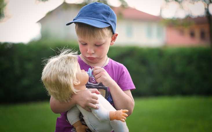 Как помочь ребенку правильно реагировать на угрозы